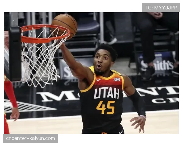 公牛进攻火力全开单场25记三分 多诺万战术调整初见成效